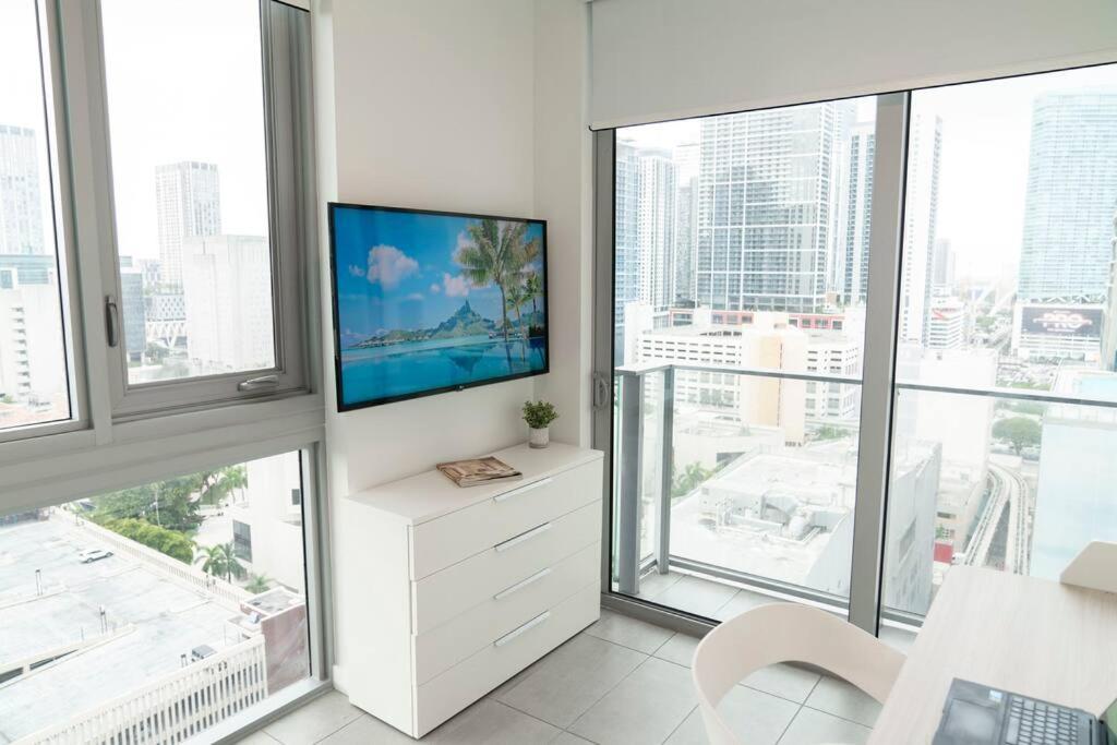 Charming 2 Bedroom Downtown Miami 2106 Free Parking Dış mekan fotoğraf